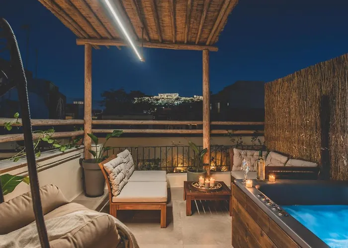Luxury Apartment With Acropolis View Terrace And Jacuzzi - Living Stone Moonstone