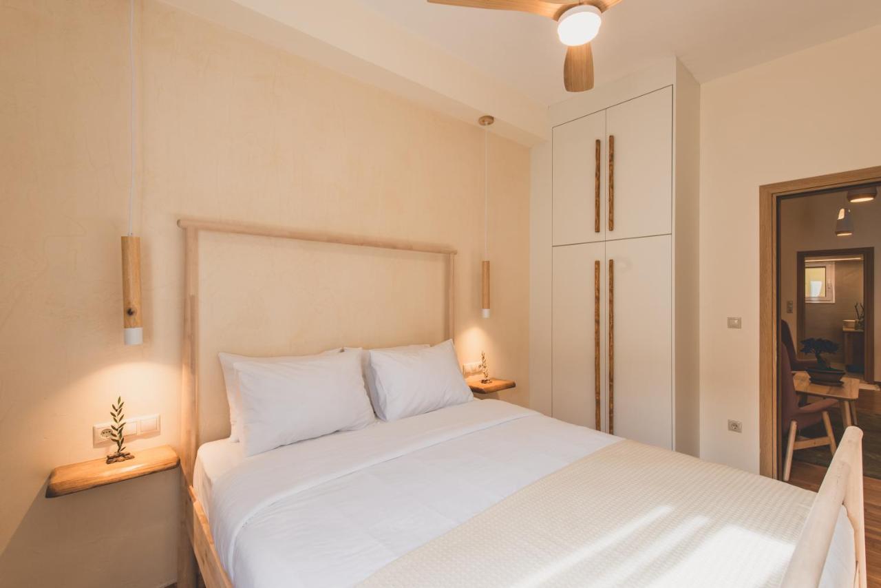 Luxury With Acropolis View Terrace And Jacuzzi - Living Stone Moonstone Athens