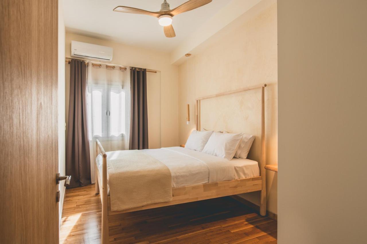 Luxury With Acropolis View Terrace And Jacuzzi - Living Stone Moonstone Apartment *