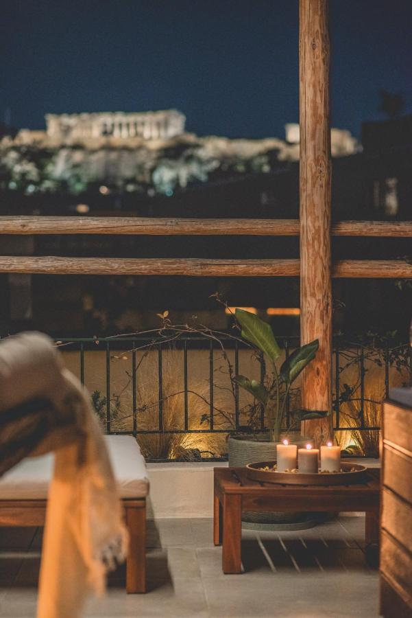 Apartment Luxury With Acropolis View Terrace And Jacuzzi - Living Stone Moonstone